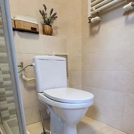 The Spot Apartment *